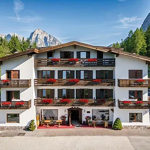 nord-cortina-dampezzo.hotelinveneto.com/